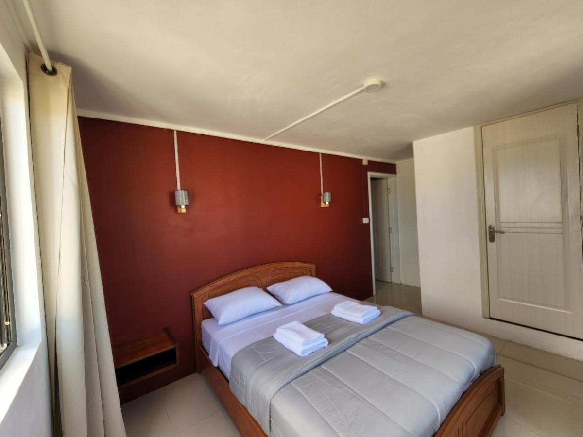 Sunsetview Beach Apartment Flic-en-Flacq エクステリア 写真